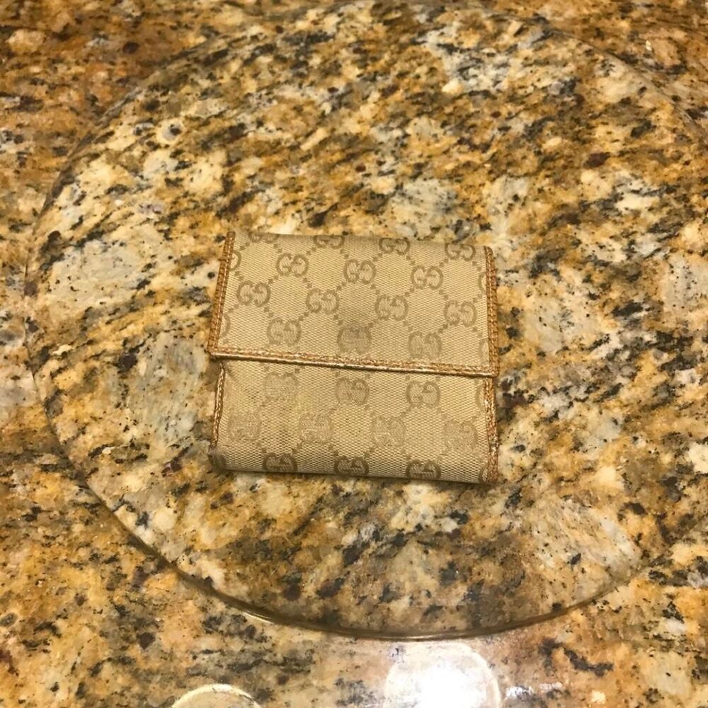 Gucci Women's Wallet-purses